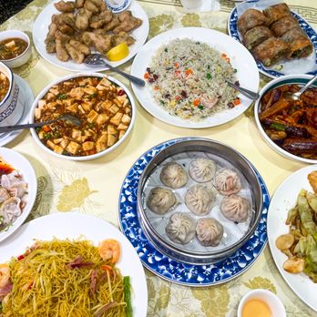 Mama Lu’s Dumpling House - dinner for 4 lol - Chinese Near Me - Pasadena, California