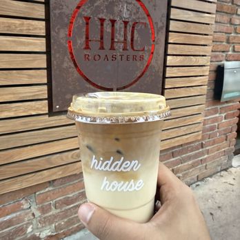 Hidden House Coffee - Dirty Chai Latte - Coffee Roasteries Near Me - Santa Ana, California