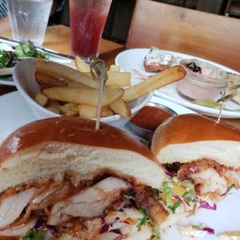 Fete - This is the best chicken sandwich I've ever had. - New American Near Me - Honolulu, Hawaii Fete - This is the best chicken sandwich I've ever had. - New American Near Me - Honolulu, Hawaii