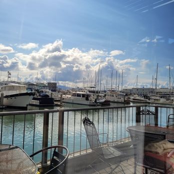 Nicki's Bella Marina - Lunch with a view - Fish & Chips Near Me - Bellingham, Washington