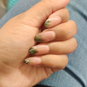 Delite Nails And Spa - What i got. 1 week after and still great! - Nail Salons Near Me - South Gate, California Delite Nails And Spa - What i got. 1 week after and still great! - Nail Salons Near Me - South Gate, California