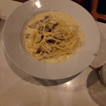 SFIZIO Italian Kitchen - Kids portion spaghetti with cream sauce and chicken - Italian Near Me - Phoenix, Arizona