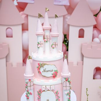 Cakery Bakery - Princes Castle Birthday Cake - Bakeries Near Me - La Cañada Flintridge, California