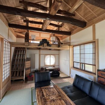 Zen House Kominka - Vacation Rentals Near Me - Enterprise, Oregon Zen House Kominka - Vacation Rentals Near Me - Enterprise, Oregon