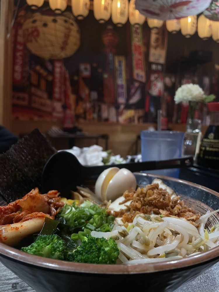Food from Ton-Ichi Ramen