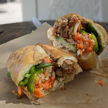 DragonEats - 5 Spices Chicken Banh My - Vietnamese Near Me - San Francisco, California DragonEats - 5 Spices Chicken Banh My - Vietnamese Near Me - San Francisco, California