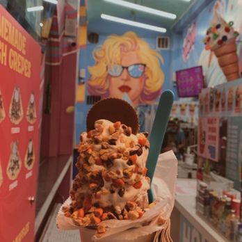 Turn Dough - Reece's cup ice cream - Ice Cream & Frozen Yogurt Near Me - Los Angeles, California Turn Dough - Reece's cup ice cream - Ice Cream & Frozen Yogurt Near Me - Los Angeles, California
