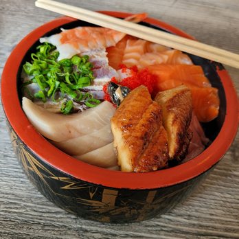 Musashi’s - Chirashi Bowl - Japanese Near Me - Redmond, Washington