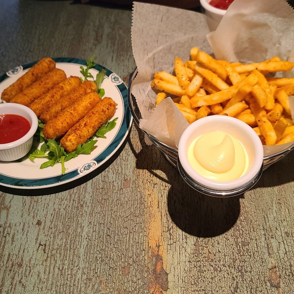 Horus Café on A - Mozzarella sticks and excellent fries. - Mediterranean Near Me - New York, New York Horus Café on A - Mozzarella sticks and excellent fries. - Mediterranean Near Me - New York, New York