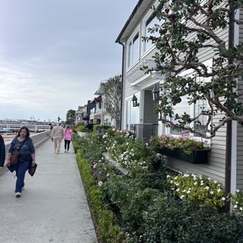 Balboa Island - Beaches Near Me - Newport Beach, California