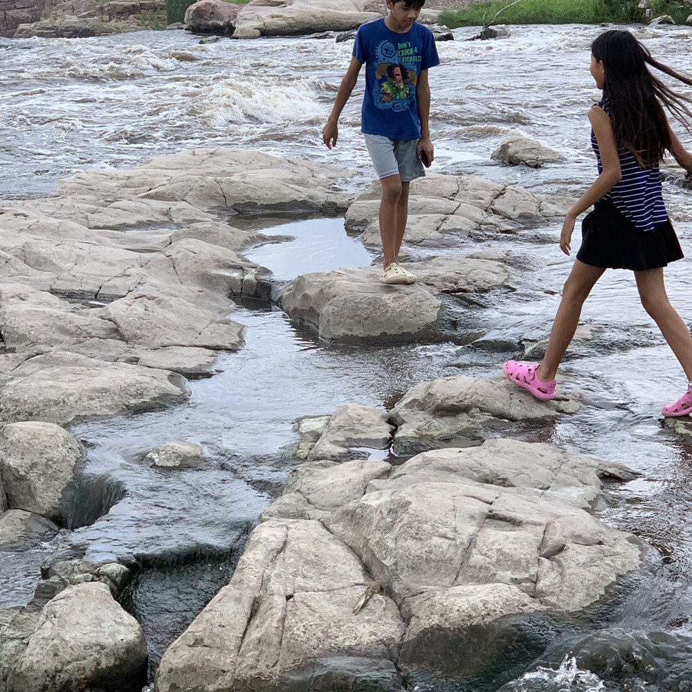 Falls Park - Parks Near Me - Sioux Falls, South Dakota Falls Park - Parks Near Me - Sioux Falls, South Dakota