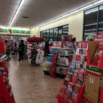 Dollar Tree - Decorations and cards. - Discount Store Near Me - Bell, California