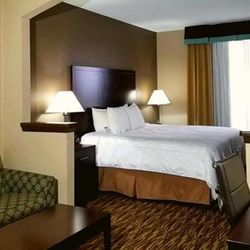 Magnuson Hotel Park Suites - Plano - King Suite with Jetted Tub