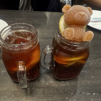 Yi Xin Cafe - Lemon HK Style Iced Lemon Tea (COLD) 冻柠茶 ( TEDDY BEAR) - Hong Kong Style Cafe Near Me - Honolulu, Hawaii Yi Xin Cafe - Lemon HK Style Iced Lemon Tea (COLD) 冻柠茶 ( TEDDY BEAR) - Hong Kong Style Cafe Near Me - Honolulu, Hawaii