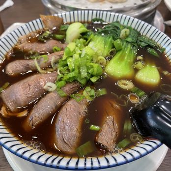 Major Dumplings - Spicy Beef Noodle Soup - Asian Fusion Near Me - Diamond Bar, California Major Dumplings - Spicy Beef Noodle Soup - Asian Fusion Near Me - Diamond Bar, California