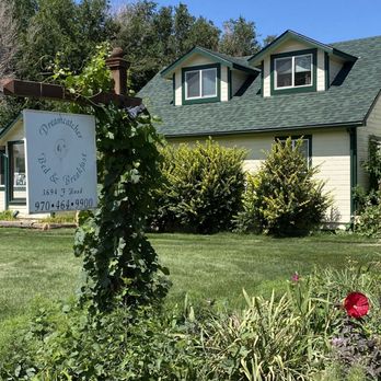 Dreamcatcher Bed & Breakfast - Bed & Breakfast Near Me - Palisade, Colorado Dreamcatcher Bed & Breakfast - Bed & Breakfast Near Me - Palisade, Colorado