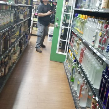 Play By Play Liquor Store - Beer, Wine & Spirits Near Me - Pompano Beach, Florida