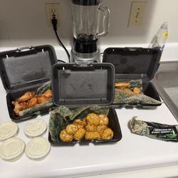 Wingstop - A picture of all of the food we originally received.