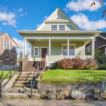 Nicole La Chasse - Green Lake Victorian - Real Estate Agents Near Me - Seattle, Washington Nicole La Chasse - Green Lake Victorian - Real Estate Agents Near Me - Seattle, Washington