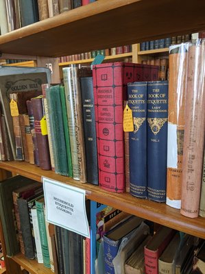 Adams' Antiquarian Books by null