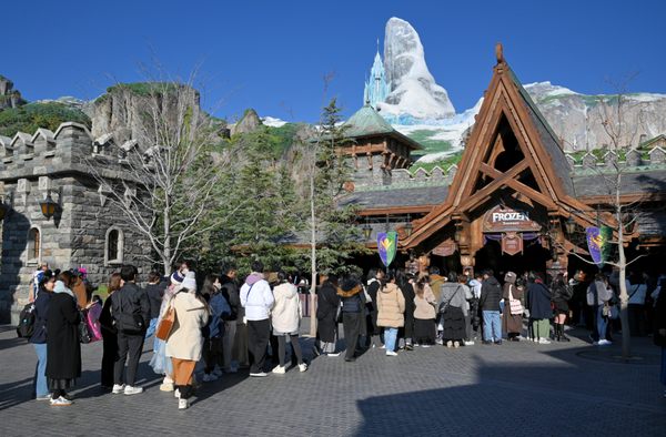 Tokyo DisneySea by null