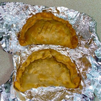 La Aurora Dominican Restaurant - Beef Empanada & Chicken Empanada - Dominican Near Me - Jamaica, New York La Aurora Dominican Restaurant - Beef Empanada & Chicken Empanada - Dominican Near Me - Jamaica, New York