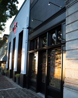 Orin Swift Cellars by null