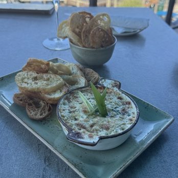 Downriggers - Crab appetizer - American Near Me - Friday Harbor, Washington Downriggers - Crab appetizer - American Near Me - Friday Harbor, Washington