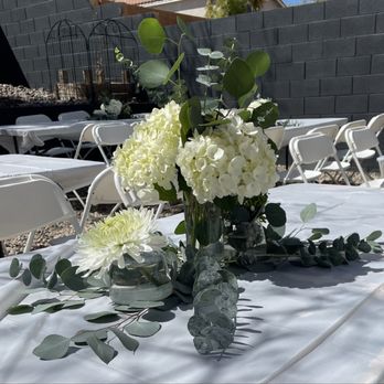Trader Joe's - Center pieces made from a bulk order of flowers from TJ's - Grocery Near Me - Las Vegas, Nevada Trader Joe's - Center pieces made from a bulk order of flowers from TJ's - Grocery Near Me - Las Vegas, Nevada