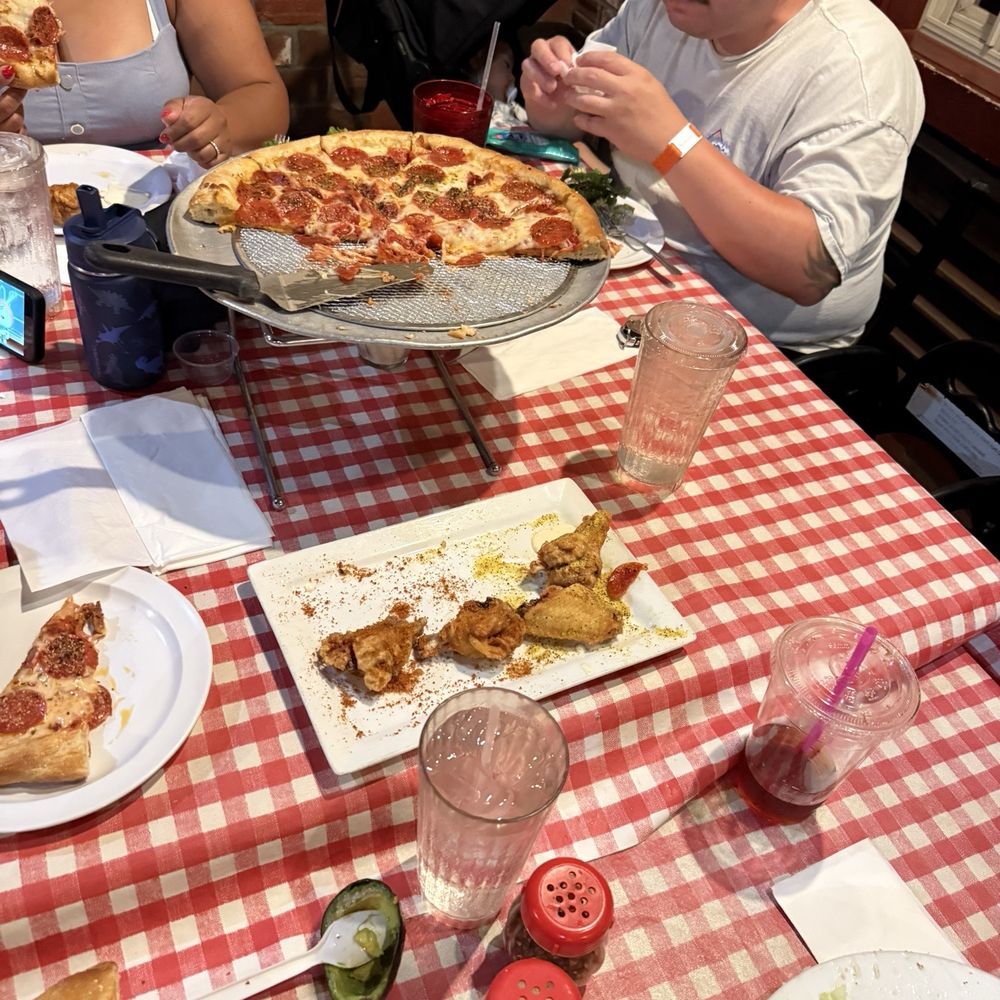 Brick Oven Pizza - Pizza and wings - Pizza Near Me - Kalaheo, Hawaii Brick Oven Pizza - Pizza and wings - Pizza Near Me - Kalaheo, Hawaii