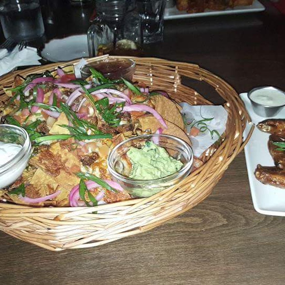 Oak & Thorne - Nachos. Sorry for the blurry pic guys the lighting sucked here. - Gastropubs Near Me - Langley, British Columbia Oak & Thorne - Nachos. Sorry for the blurry pic guys the lighting sucked here. - Gastropubs Near Me - Langley, British Columbia