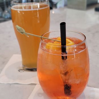 Proper Eats Food Hall - Shocktop $9 and a Gin-Z ($16) - Food Court Near Me - Las Vegas, Nevada