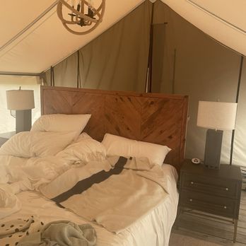 Collective Retreats - Summit room - Vacation Rentals Near Me Collective Retreats - Summit room - Vacation Rentals Near Me