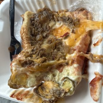 Chiddy's Cheesesteaks of Commack - If you've seen this meal before, please let me know. I'm not sure what it is. It was supposed to be a Philly cheesesteak. - Cheesesteaks Near Me - Commack, New York