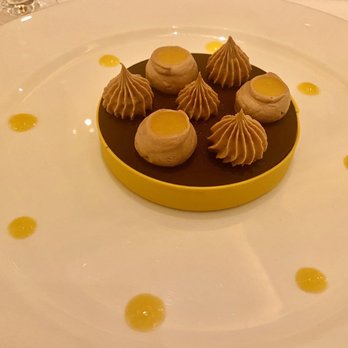 Wing Lei - The chocolate tart was good by chocolate tart standards. - Chinese Near Me - Las Vegas, Nevada