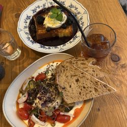 Láskáva - Turkish eggs and French toast and cold brew