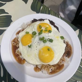 808 Grindz Cafe - Loco moco - Cafes Near Me - Lahaina, Hawaii 808 Grindz Cafe - Loco moco - Cafes Near Me - Lahaina, Hawaii