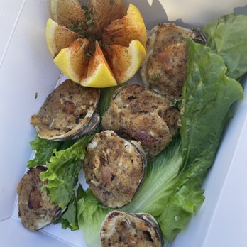Brophy Bros - Garlic Baked Clams - Seafood Near Me - Santa Barbara, California