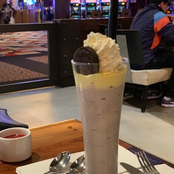 Gordon Ramsay Burger Las Vegas - Shake - Burgers Near Me - Las Vegas, Nevada Gordon Ramsay Burger Las Vegas - Shake - Burgers Near Me - Las Vegas, Nevada