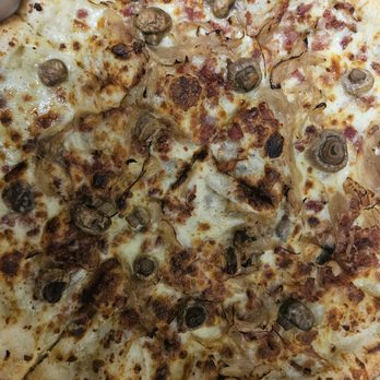 Blondies - The Fourth Majestic - Pizza Near Me - Toronto, Ontario Blondies - The Fourth Majestic - Pizza Near Me - Toronto, Ontario