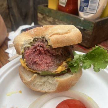 Le Tub - Medium burger - Burgers Near Me - Hollywood, Florida Le Tub - Medium burger - Burgers Near Me - Hollywood, Florida