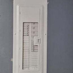 200 amp upgrade (after) i dont have a photo of it but he even labeled and organized everything inside, very clean and laid out inside