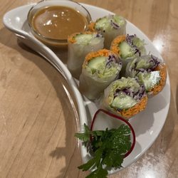 Veg summer rolls