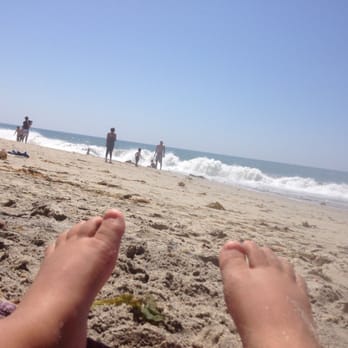 Main Beach Park - From a kid's POV, the seaweed is here and there but not overwhelming - Beaches Near Me - Laguna Beach, California