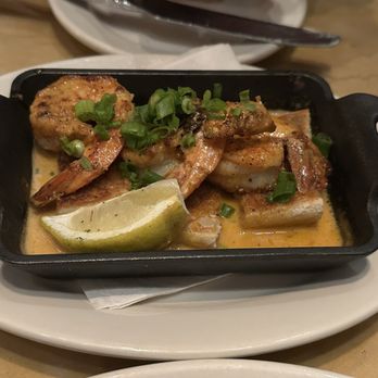 The Cheesecake Factory - Desserts Near Me - Edison, New Jersey