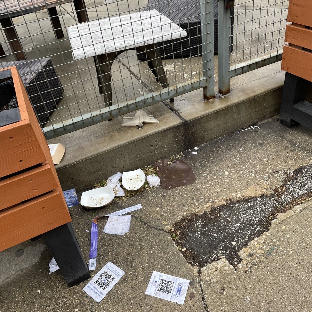 Barcocina - Notice there's no garbage on their patio. Did they sweep it on to the sidewalk? - Mexican Near Me - Chicago, Illinois Barcocina - Notice there's no garbage on their patio. Did they sweep it on to the sidewalk? - Mexican Near Me - Chicago, Illinois