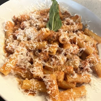 Pigzza - Spicy sausage pasta - Pizza Near Me - Orlando, Florida Pigzza - Spicy sausage pasta - Pizza Near Me - Orlando, Florida