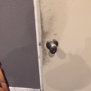 Brooklyn Boyz Pizza - They have the cleaning solution, just apparently can not be bothered to use it. - Pizza Near Me - Oceanside, California Brooklyn Boyz Pizza - They have the cleaning solution, just apparently can not be bothered to use it. - Pizza Near Me - Oceanside, California