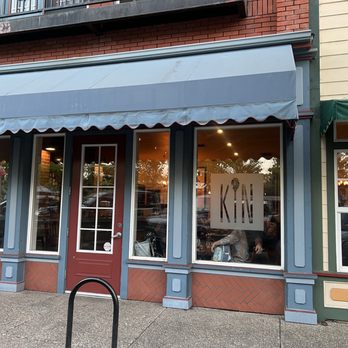 KIN Windsor - New American Near Me - Windsor, California