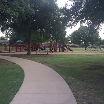 Wagon Wheel Park - Playground - Parks Near Me - Plano, Texas Wagon Wheel Park - Playground - Parks Near Me - Plano, Texas